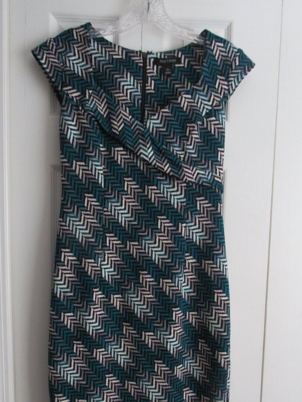 WHITE HOUSE BLACK MARKET GREEN MULTI-COLORED DRESS SZ 4